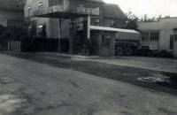 12828_3_003BetriebshofmitTankstelleHelpup1930erJahreFotoArchivSiekmann